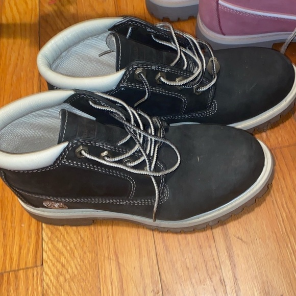 Timberland Shoes - Black timberland boots